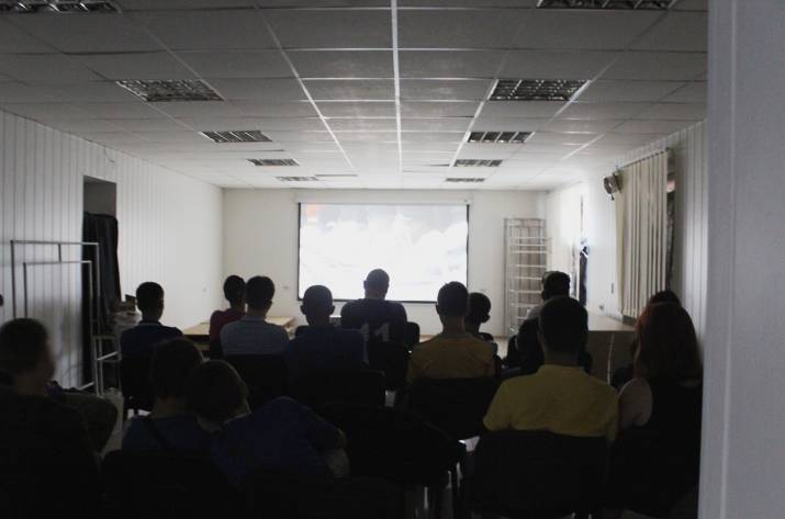 Кинопоказ в Рубежном