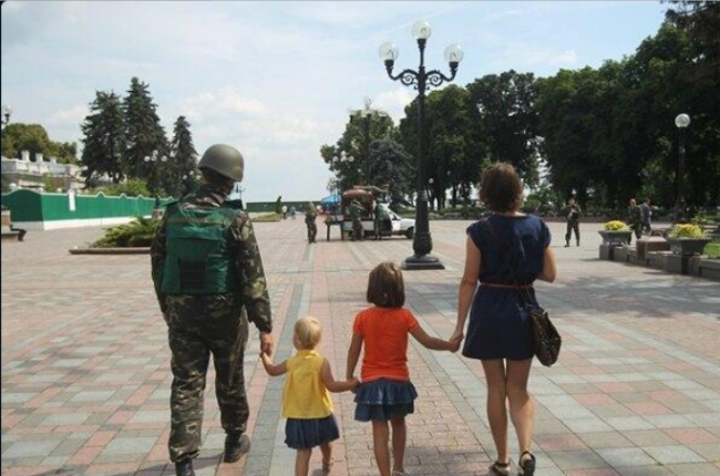 военные
