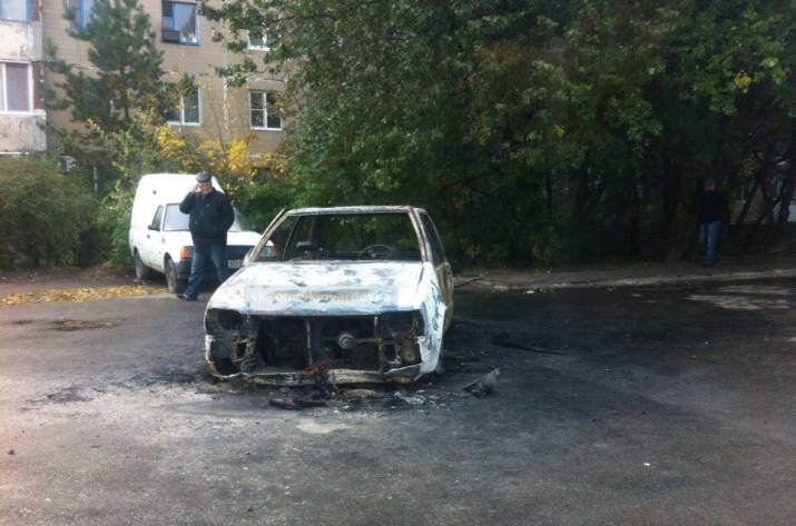 Макеевка сгорело авто