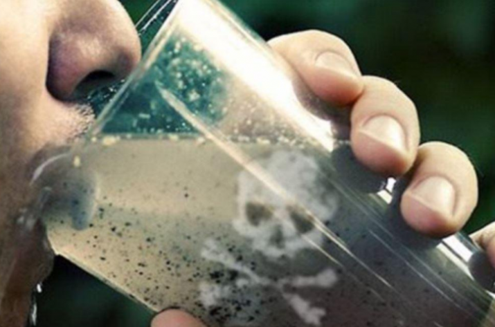 Грязная вода