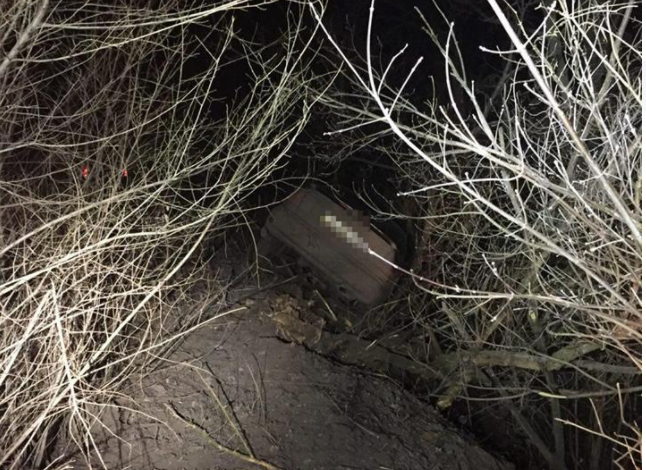 У Лисичанську водій скоїв ДТП, вилетів з дороги та кинувши автомобіль втік