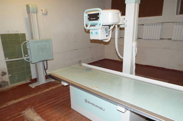 В Станично-Луганской больнице теперь работает новый рентгеновский аппарат