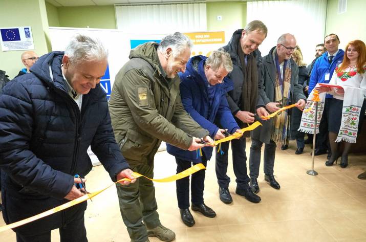 На Донеччині відкрився перший цілодобовий Центр допомоги постраждалим від насильства жінкам