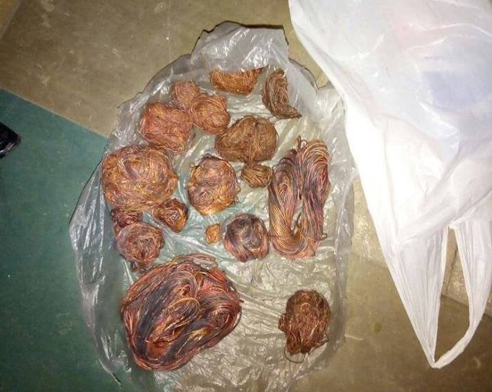 В Лисичанске задержали двух юношей, которые украли кабель Укртелекома