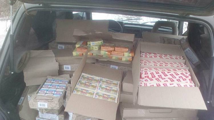 Сыр, мак и масло хотели провезти на оккупированную Луганщину