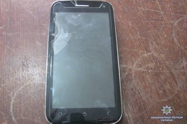 Полицейские Северодонецкого отдела задержали 25-летнего мужчину, подозреваемого в совершении разбойного нападения на северодончанина.