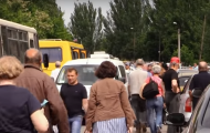 В сети показали очереди на выезд из оккупированного Донбасса (видео)