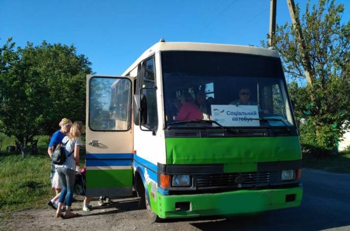 В Луганской области запущен социальный автобус для труднодоступных сел