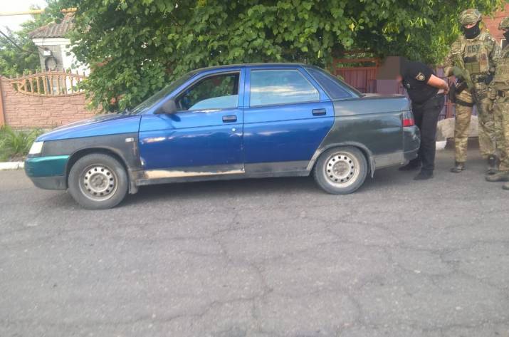 На Донетчине полицейский попался на взятке