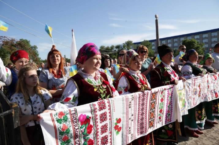 Луганская область отметила 80-й День рождения