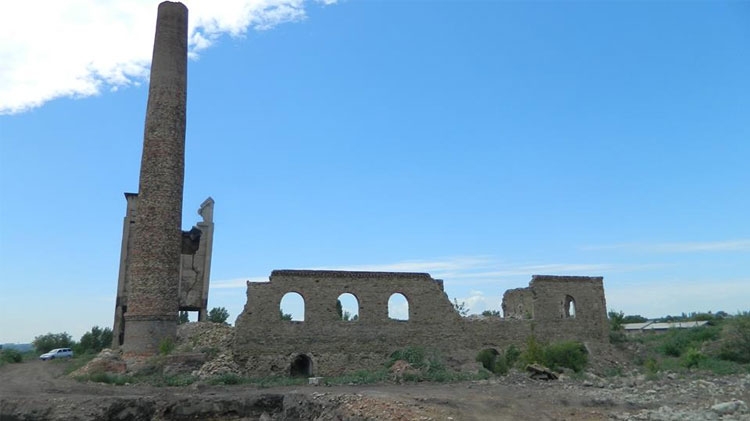 Донбасс встает с колен