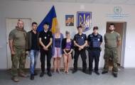 В Рубежном полицейские разыскали и вернули домой несовершеннолетнюю