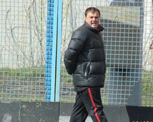 тренер зори