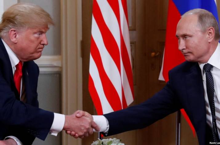 Путин хочет провести на Донбассе референдум - Bloomberg