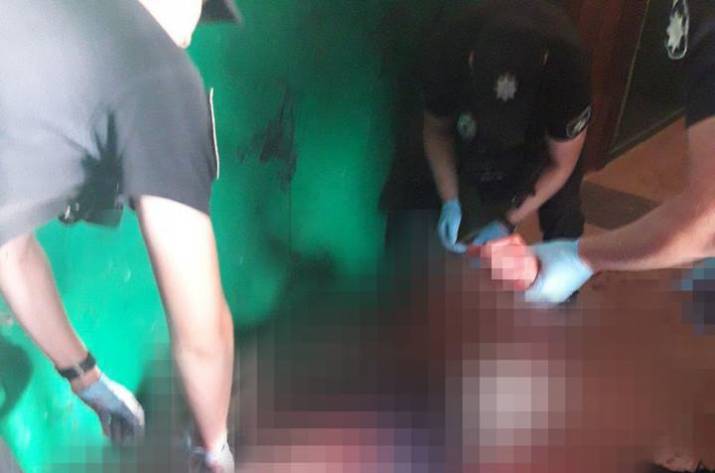 В среду, 8 августа, северодонецкие полицейские спасли жизнь мужчине, который совершил попытку самоубийства.