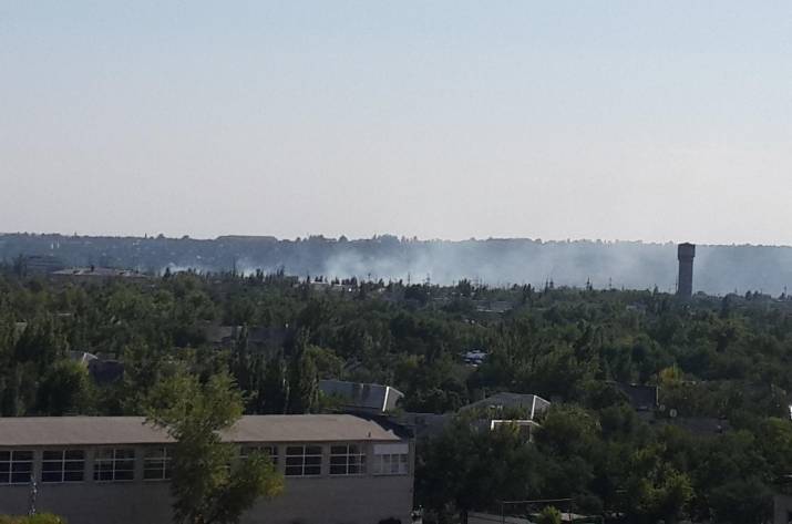 Пожар на Азоте в Северодонецке тушат третьи сутки (фото)