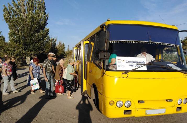Между Мариуполем и Бердянским запущен бесплатный социальный автобус
