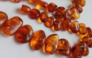 бусы из янтаря