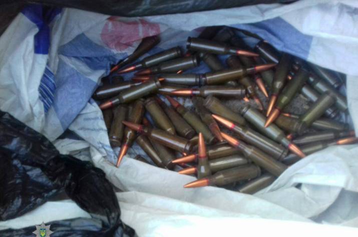 В Северодонецке возле озера сделали опасную находку 