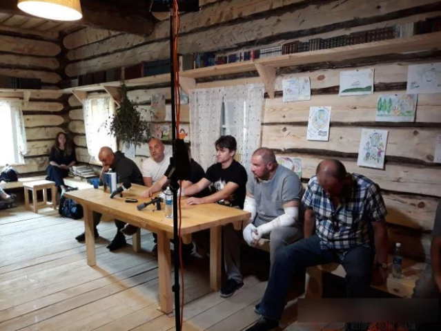 Беглецы из Донецка Тимофеев и Казаков