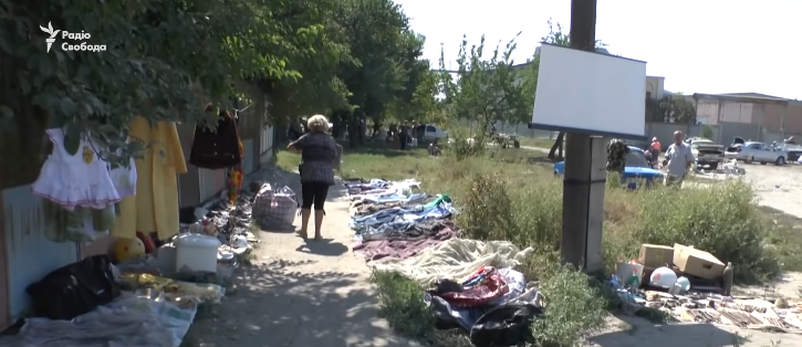 Жители Донецка и Луганска продают последнее, чтобы выжить