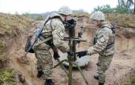 В зоне ООС двое военнослужащих пострадали от взрыва миномёта