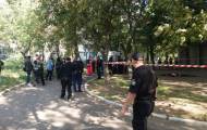В Мариуполе две девочки прыгнули с крыши, оставив предсмертные записки