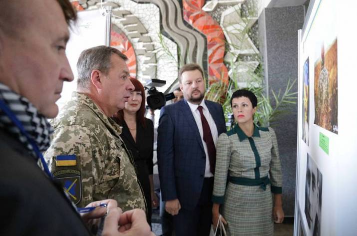 В Северодонецке открылась выставка, посвящённая бойцам за независимость Украины