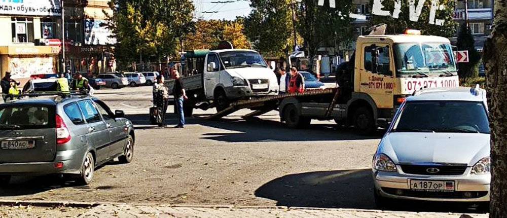 Переселенцам: в Донецке проводят рейды, изымают авто и заставляют получать