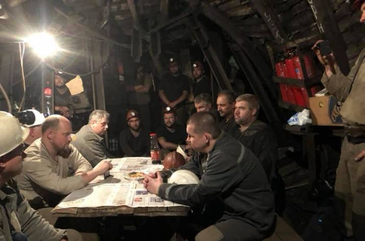 В Лисичанске все четыре шахты ОАО