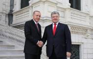 Порошенко предложил Турции принять участие в миротворческой миссии на Донбассе
