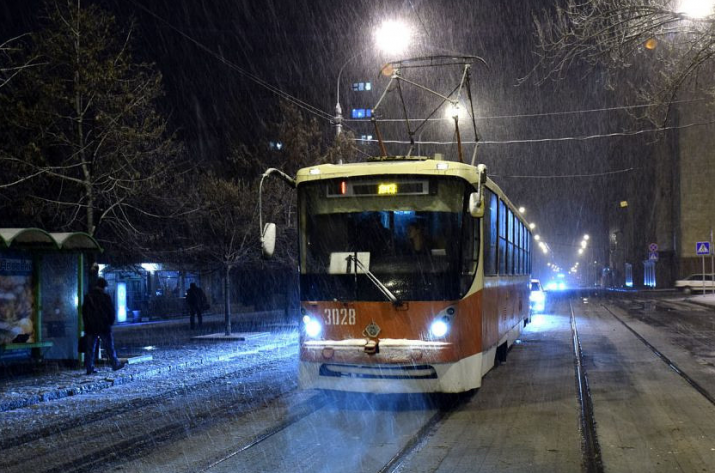 В Донецке выпал первый снег (фото)