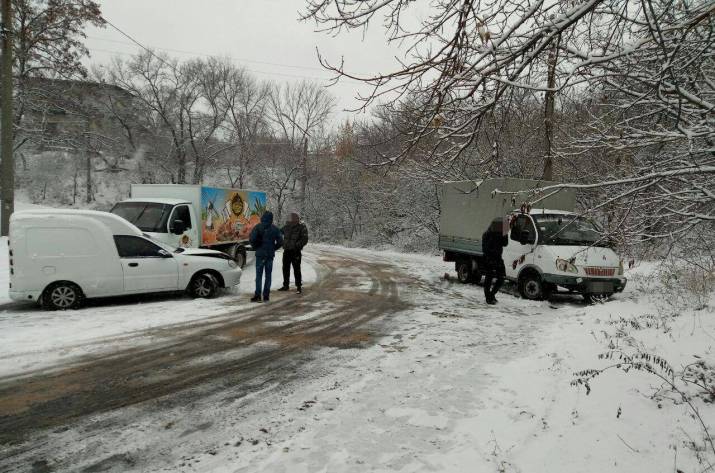 В полиции рассказали, почему перекрыли движение между Лисичанском и Северодонецком