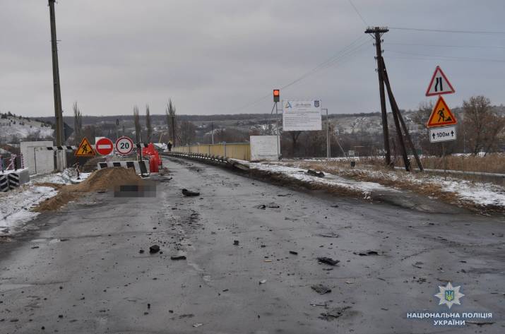 В Сватово на автомобильном мосту случилось ДТП. Есть погибшие.