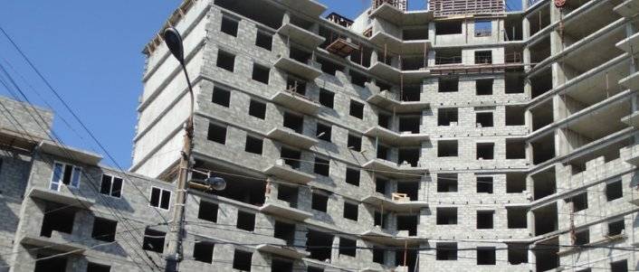 В Макеевке погиб подросток, прыгнувший с парашутом с крыши