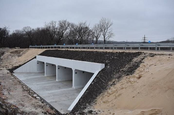 В Северодонецке вчера, 18 декабря, был открыт реконструированный пойменный мост №2 на пути к Лисичанску через 