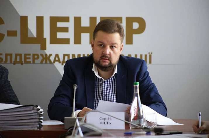 Исполняющий обязанности главы ЛОВГА Сергей Филь рассказал о планах местной власти по постройке железнодорожной ветки, связывающей Луганщину с другими областями. Об этом он сообщил в интервью агентству