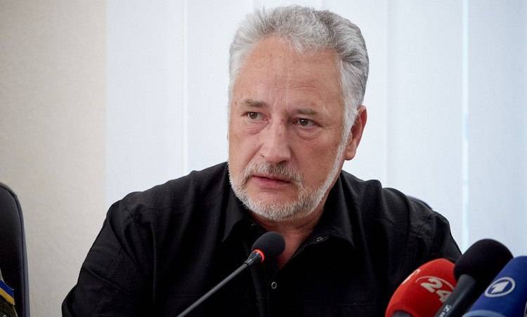 Бывший глава Донецкой областной военно-гражданской администрации Павел Жебривский заявил о своём уходе с должности аудитора в Комиссии внешнего контроля Национального антикоррупционного бюро. Об этом 