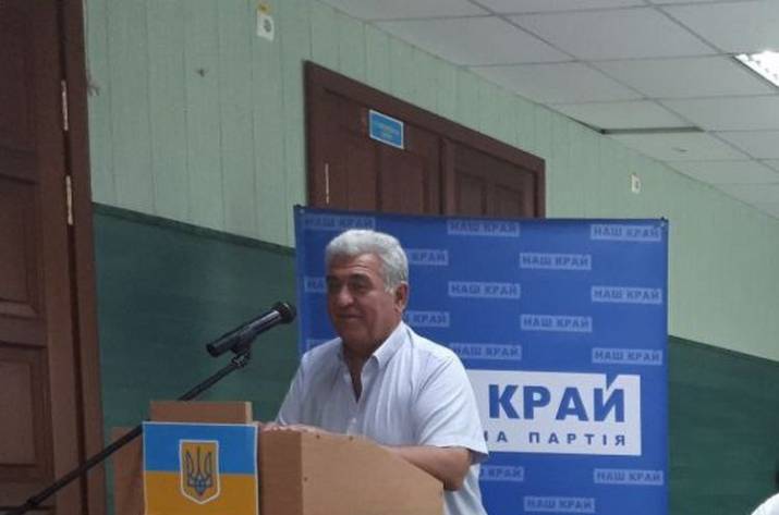 Депутат Мангушского районного совета Владимир Караберов в своей декларации не указал цену купленного им же имущества. Об этом сообщает Национальное агентство по предупреждению коррупции.