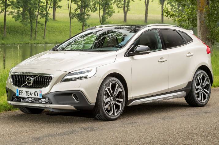 автомобиль Volvo V40 Cross Country