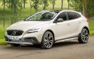 автомобиль Volvo V40 Cross Country