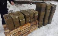 На территории заброшенного завода в Северодонецке обнаружили и изъяли 10 ящиков боеприпасов.