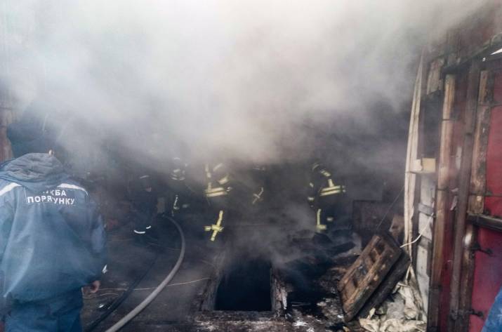 Сегодня, 28 января, в 11:26 в Службу спасения поступило сообщение о пожаре в Северодонецке на ул. Молодежная.