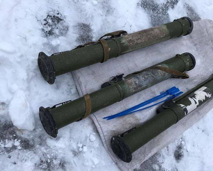 Сотрудники Службы безопасности Украины совместно с Нацполициею разоблачили в Луганской местного жителя, который занимался сбытом военных средств поражения. Об этом сообщает пресс-центр СБУ.