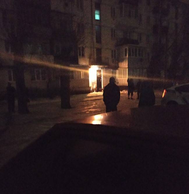 6 февраля в 19:15 на диспетчерский пункт Рубежанского РЭС поступил вызов аварийной бригады ЛЭО от сотрудников ГСЧС.