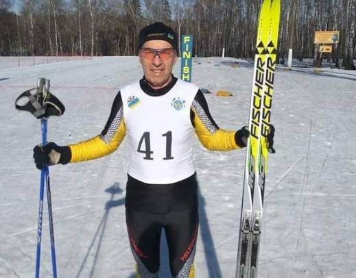 Николай Фоменко - ветеран городского спорта, почетный житель г. Рубежное, в тридцать восьмой раз стал чемпионом Украины по полиатлону, подтвердив свой статус сильнейшего спортсмена-ветерана Украины.