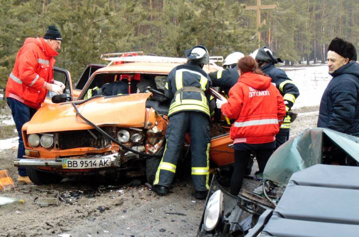 Сегодня, 28 февраля, в 7:20 в Службу спасения поступило сообщение о необходимости оказания помощи гражданам, пострадавшим в результате дорожно-транспортного происшествия. 