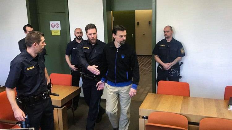 Суд в Мюнхене огласил приговор по отношению к гражданину Германии Сергею Киселеву, которого считают причастным к боевым действиям на Донбассе. Об этом сообщает 