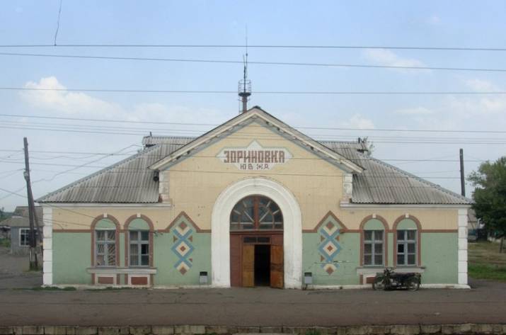 Приграничное село Зориновка Меловского района отныне подключено к украинской электросети. Об этом сообщает пресс-служба райгосадминистрации.