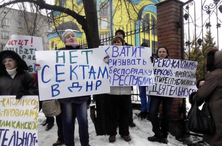 В Луганске террористы 